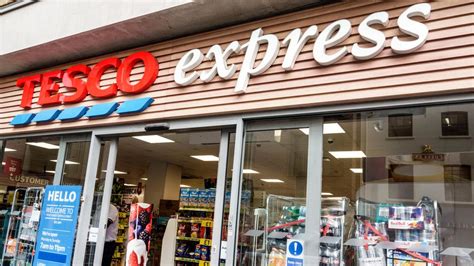 FAQ : Booking a delivery or Click+Collect slot .